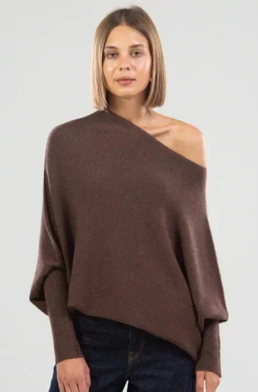 Annika Asymmetric Jumper In Chocolate