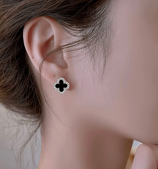 Load image into Gallery viewer, Four Clover Stud Earrings In Black